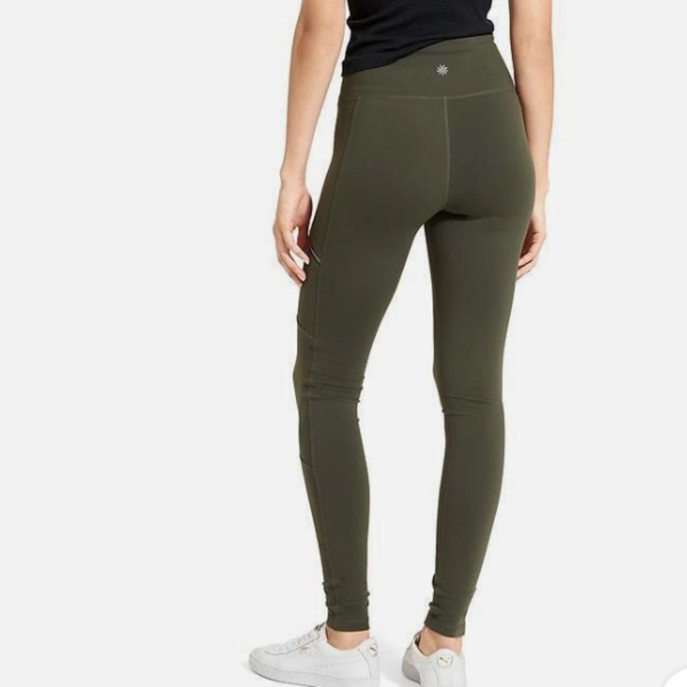 Athleta • High Rise Metro Drifter Tight in Peat